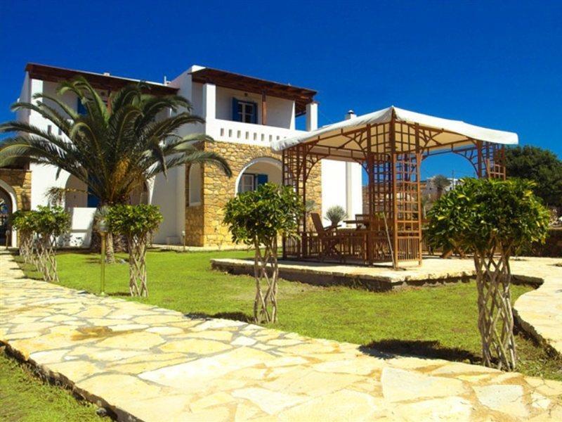 Koufonisia Hotel & Resort Exterior photo